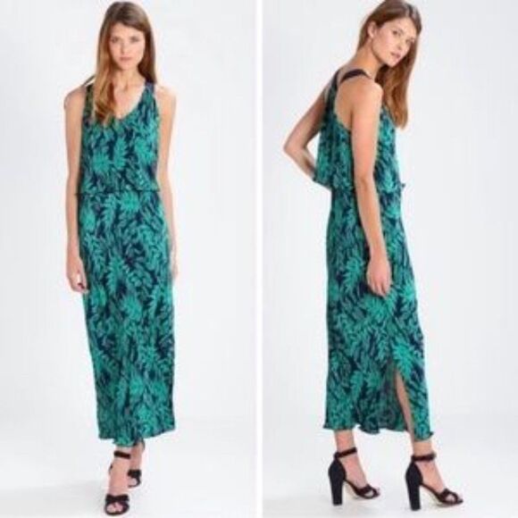 Banana Republic Fern Print Layered Pleat Maxi Dress Size Small - Picture 1 of 10